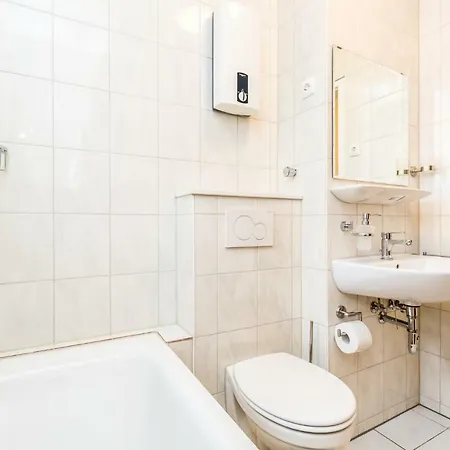 Gremberghoven Apartment *